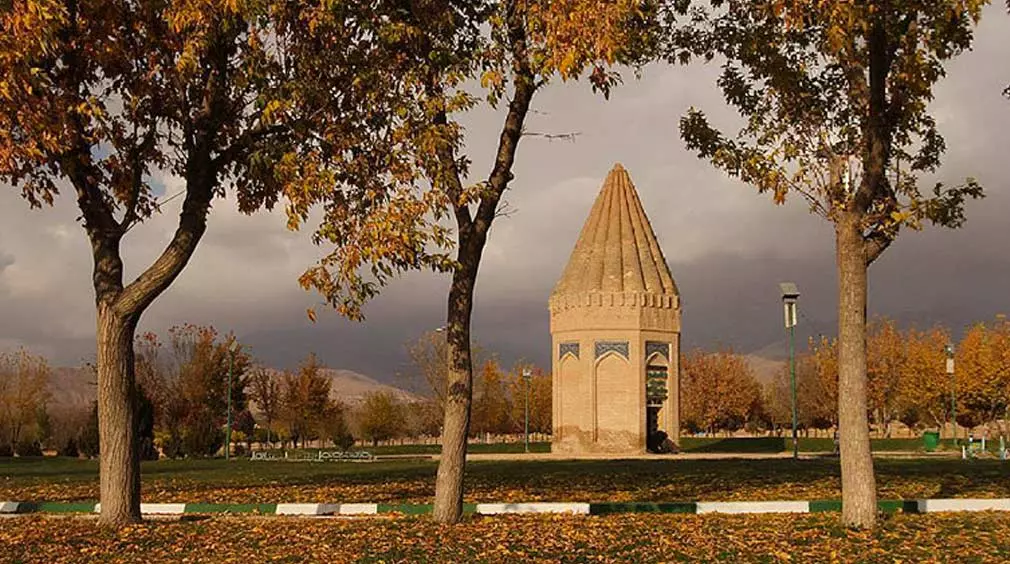 دیدنی تویسرکان اتاقک 2