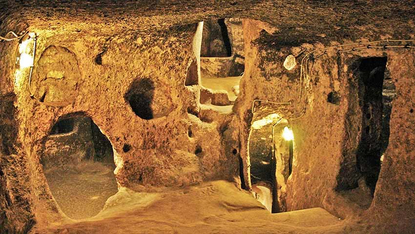 12 Noushabad Underground City