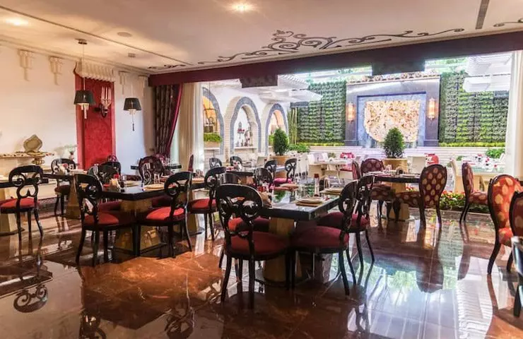 1 ajmahal Restaurant tehran