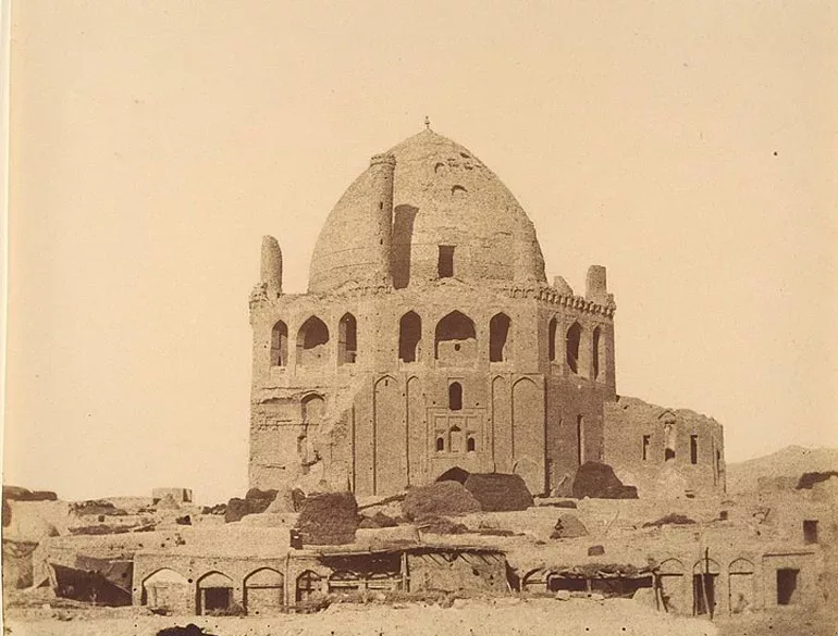 Mosque at Sultaniye Wikimedia.jpgن jpg