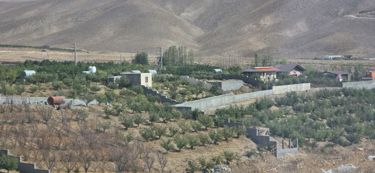 سرخ ده در جابان